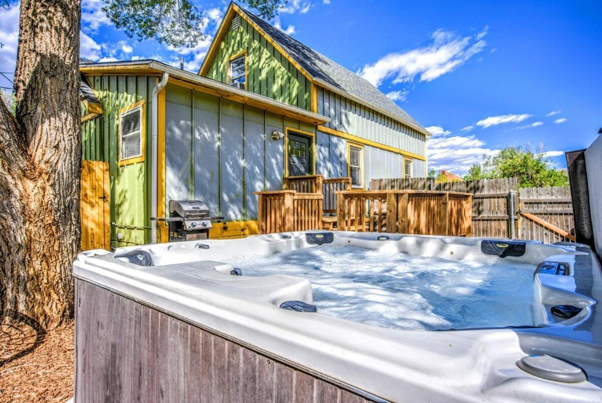 Willa The Vibrant Victorian Hot Tub & Fire Pit In Occ Colorado Springs Zewnętrze zdjęcie